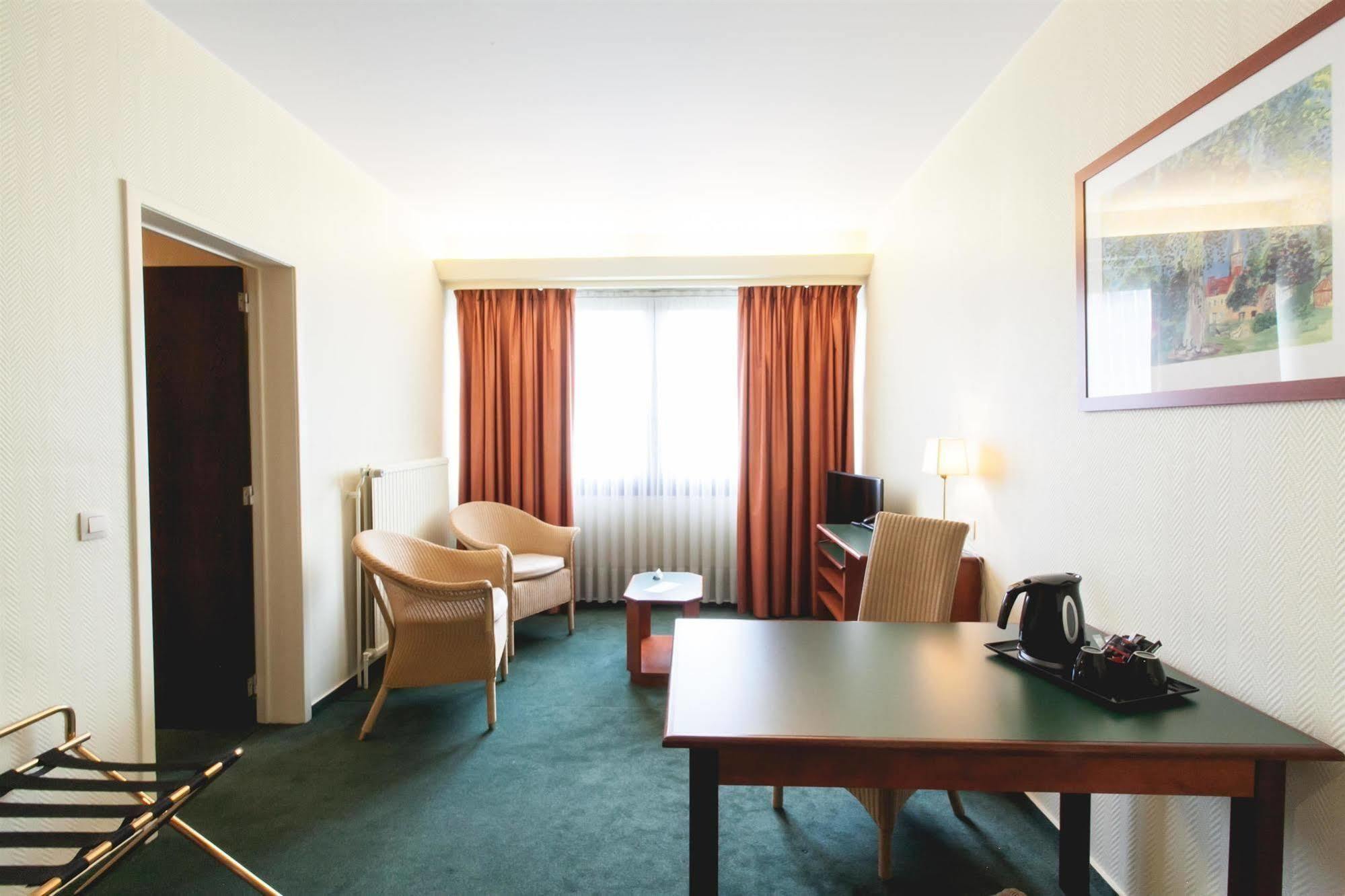 Hotel Best Western County House Saint-Gilles Zewnętrze zdjęcie